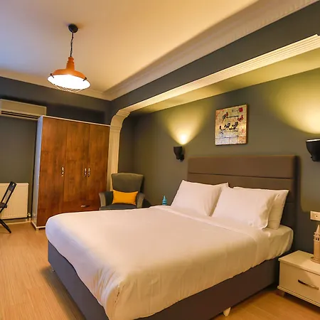 Guestroom Galata Hotel