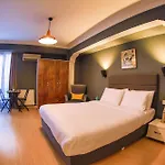 Отель Guestroom Galata Стамбул