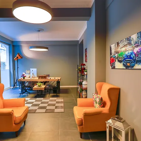 加拉塔客房酒店 酒店 *